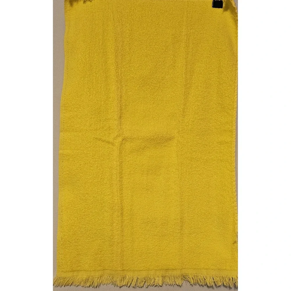 Vintage 1970/1980 Set Of 4 Cannon Bright Yellow Hand Towels With Fringe USA